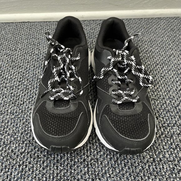 Vionic Athletic Shoes - Picture 2 of 6